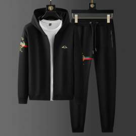 Picture of Gucci Sweater Suits _SKUGucciM-4XL25cr58040045
